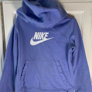 Kids Nike hoodie (girls) size small color: purple.